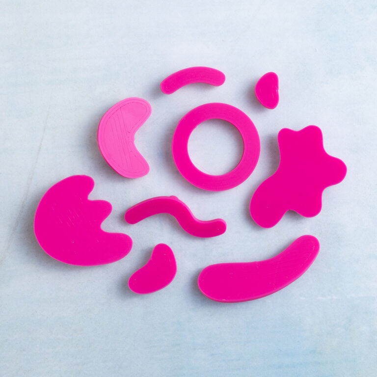 bits and bobs charms magenta snappy pots