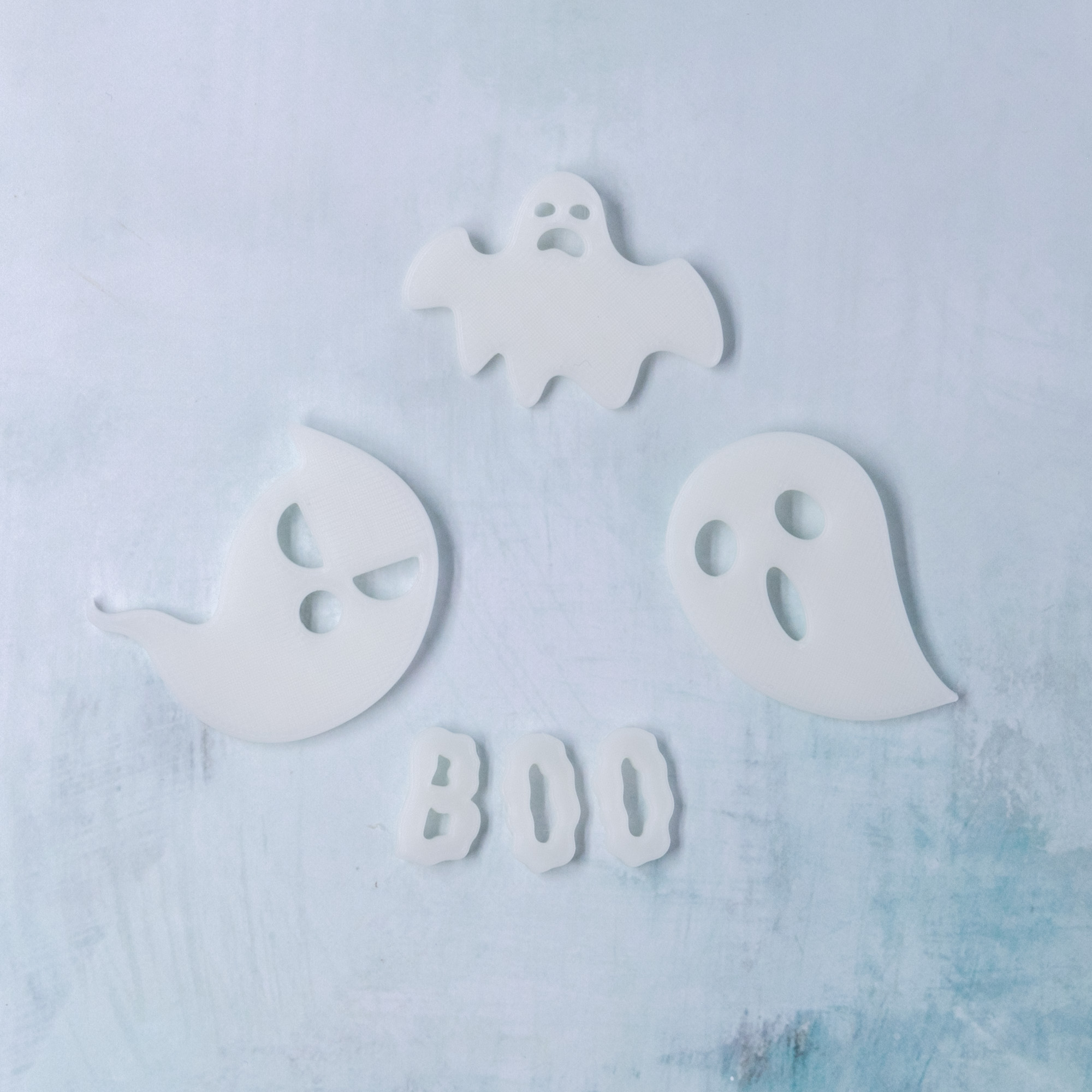 halloween ghosts boo glow front