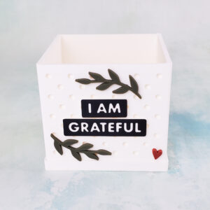 i am grateful branches heart on white snappy pot