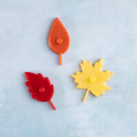 Fall leaves charm set back