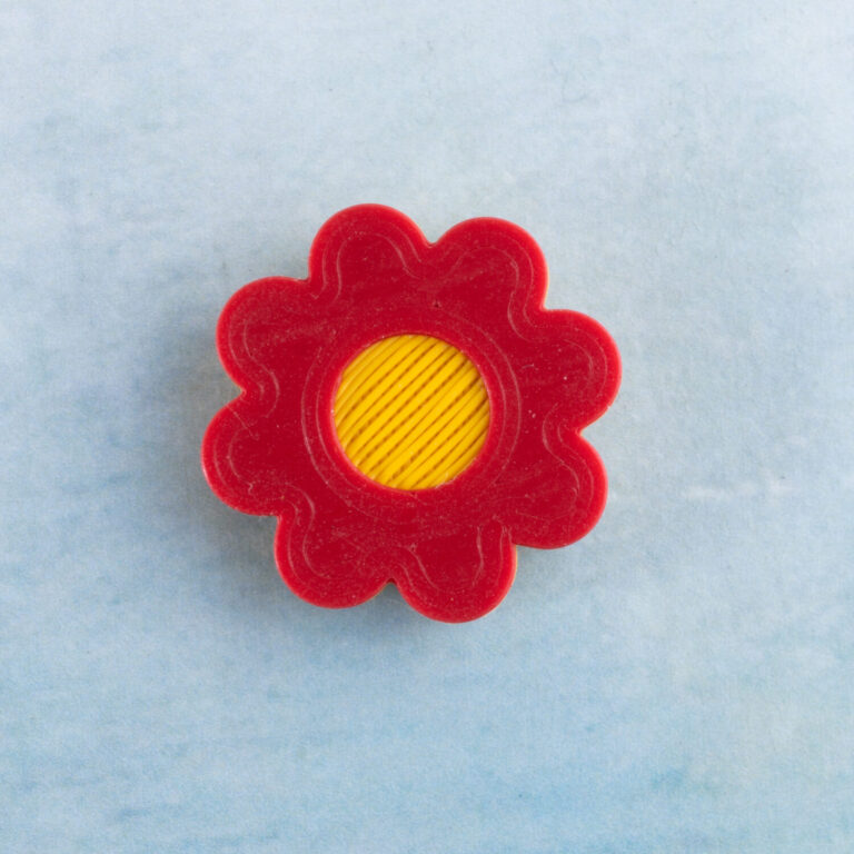 Ref flower charm front