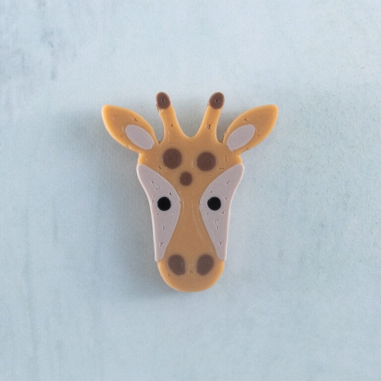 Giraffe charm