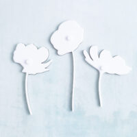 Black and white line flower charm set back
