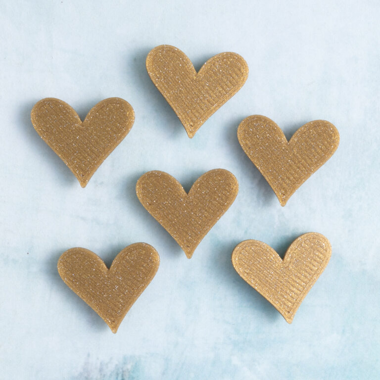 Simple heart charm set gold glitter