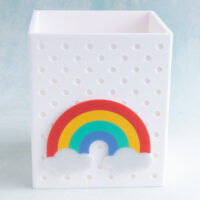 White pen holder snappy pot with rainbow