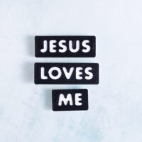 snappy pots jesus loves me snap on word charms