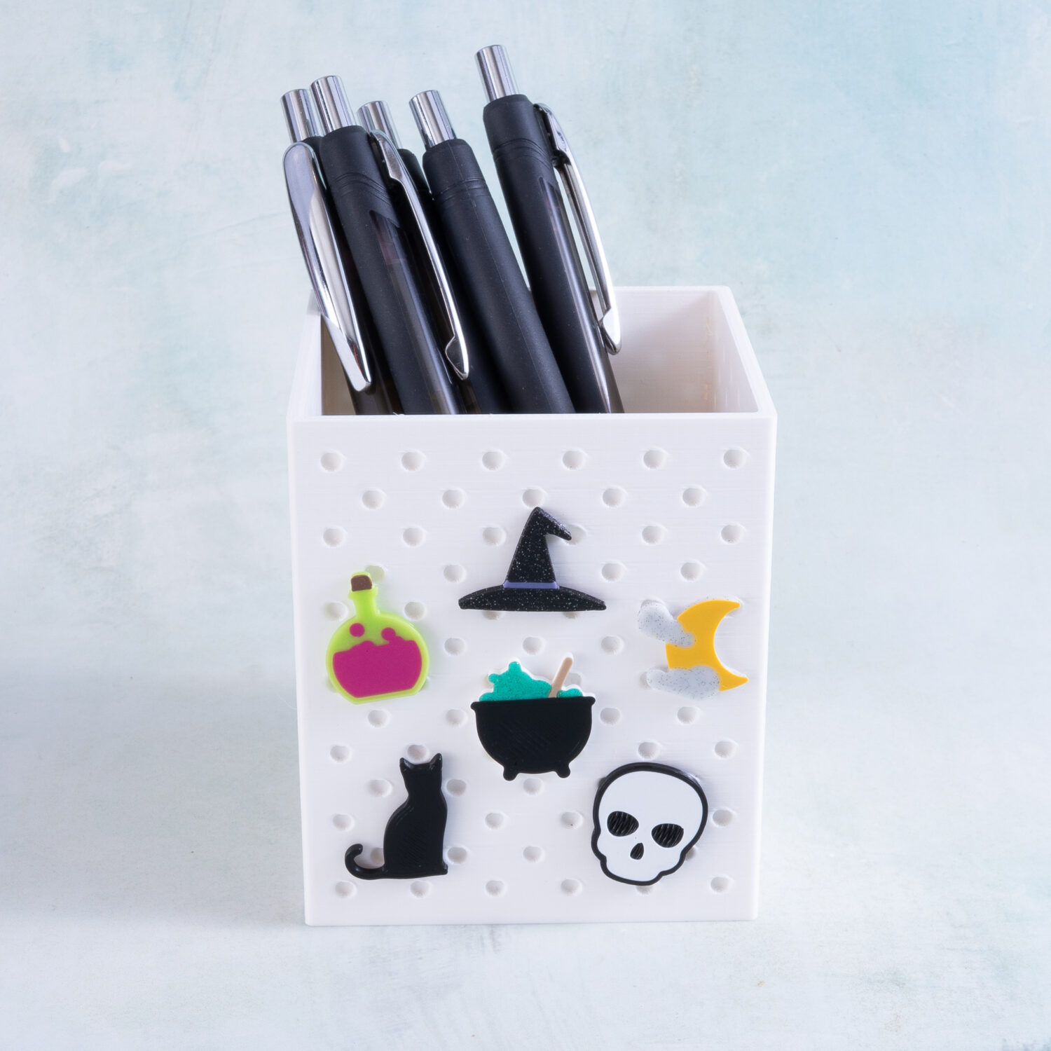 Witch Charms on a pen holder | Snappy Pots